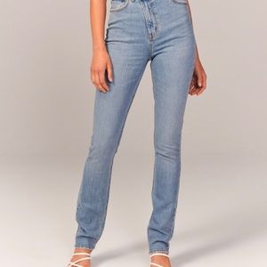 Abercrombie and fitch 90’s straight ultra high rise jeans